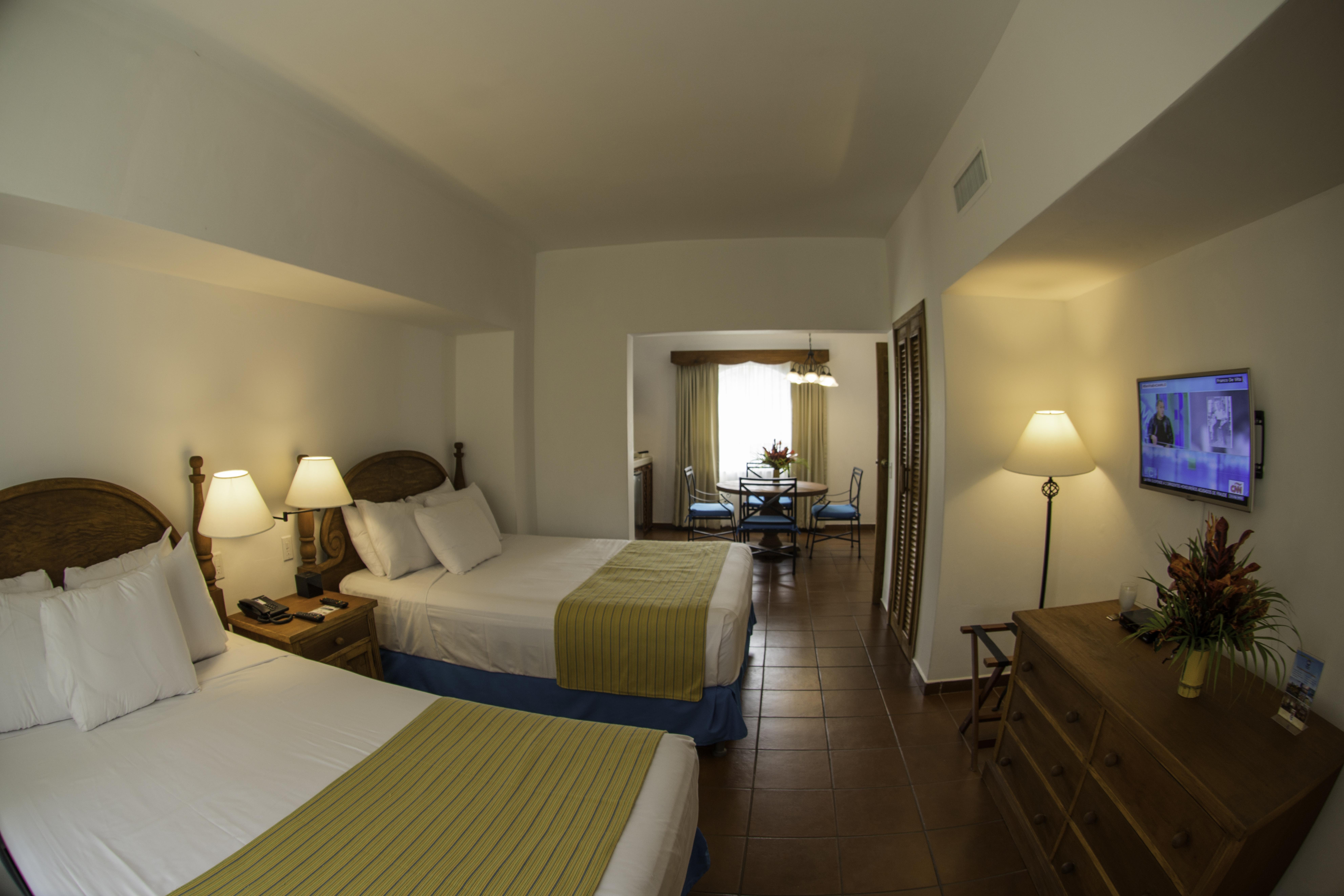 Amatique Bay Hotel ปวยร์โต บาร์ริโอส ภายนอก รูปภาพ